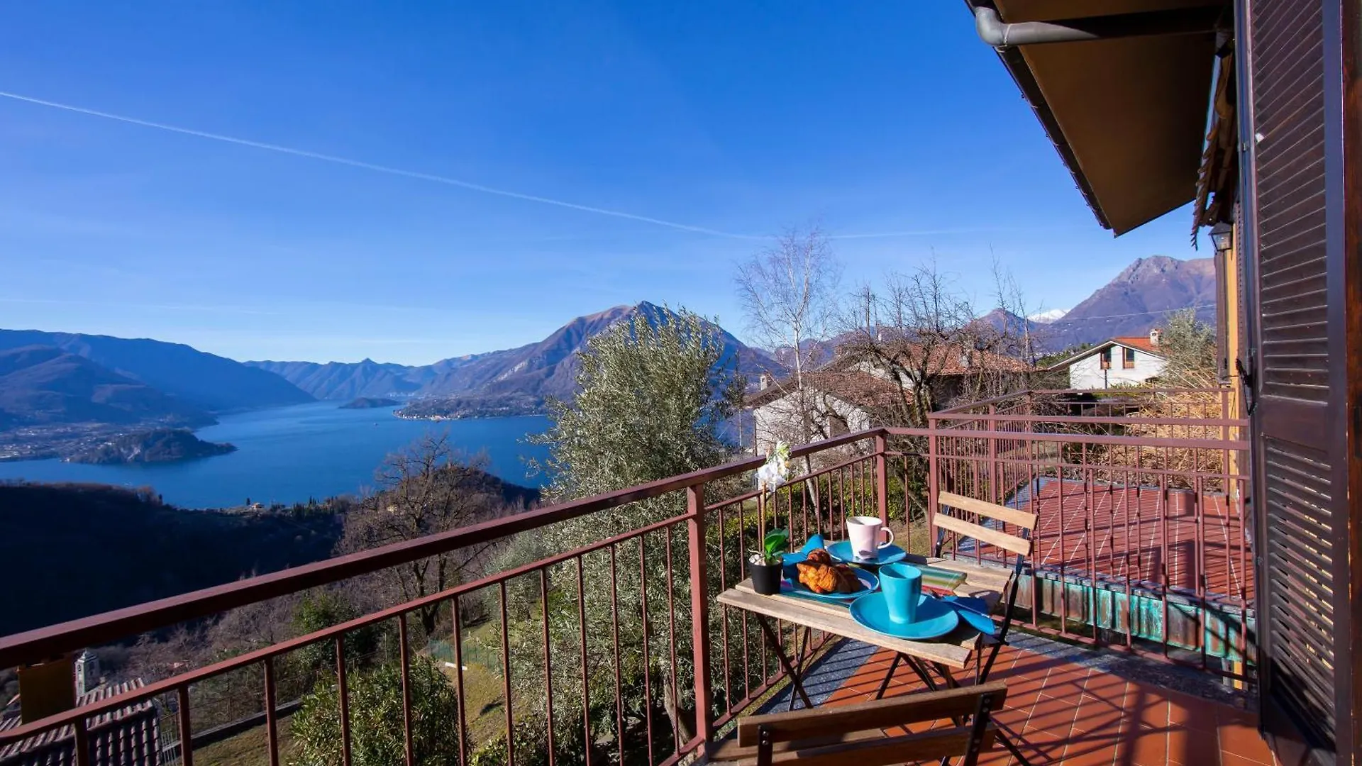 Balcone Di Perledo Apartment Italy