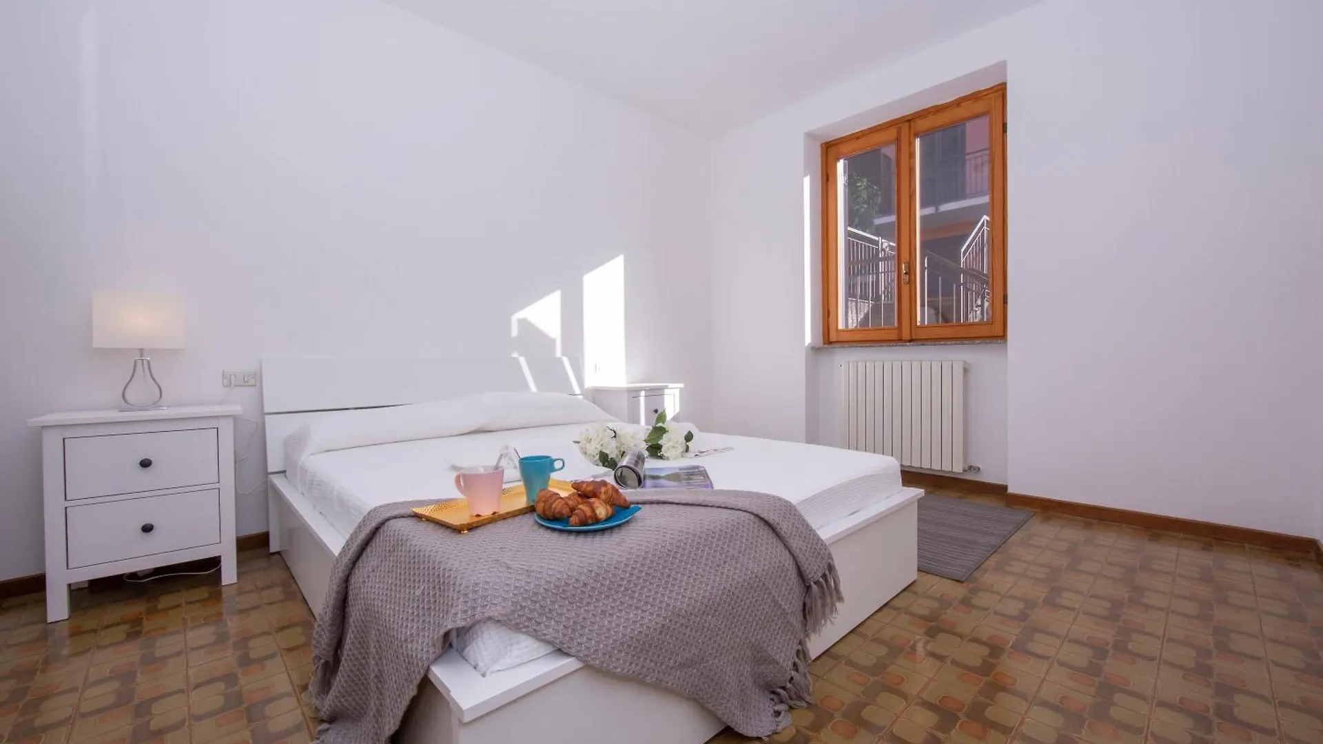 Balcone Di Perledo 아파트 이탈리아